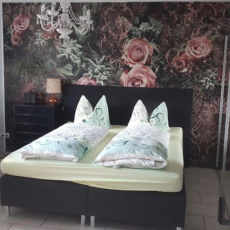 Bauernhof Privatzimmer Hortus Sandrine Gemeinschaftsbad Free Wifi Hausbreitenbach Dış mekan fotoğraf